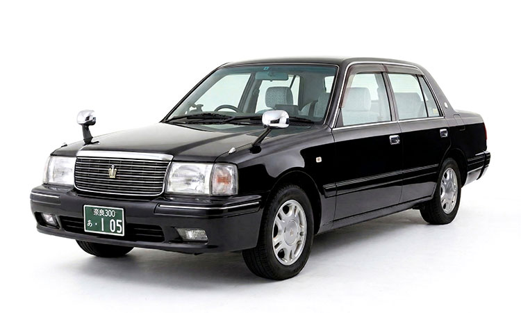 クラウンセダン